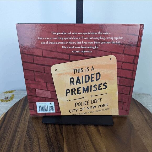 Stonewall: A Building An Uprising A Revolution Reading Book By Rob Sanders - Picture 8 of 8